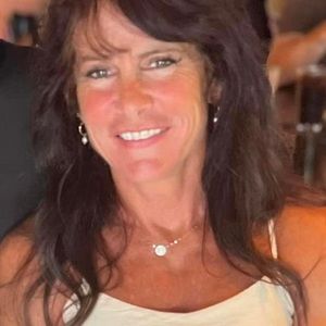 Meet your Posher, Leigh